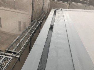 米原市アパート屋根防水先端部分ウレタン防水⑤